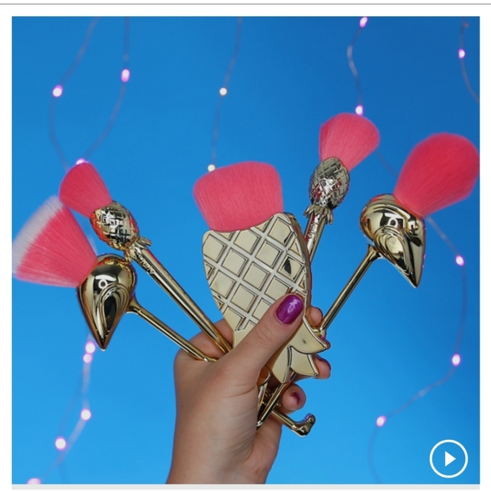 NEW🌺Tarte Flamingo MakeUp Brush Set